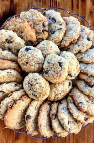 500g Oat Dark Chocolate Chip Cookies
