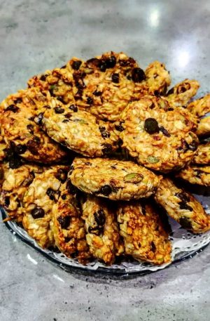 500g Oatmeal Cranberry & Pumpkin Chocolate chip Cookies