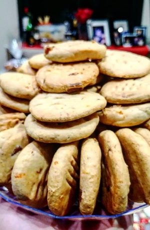 One Dozen Gluten-Free Vegan Apricot Cookies