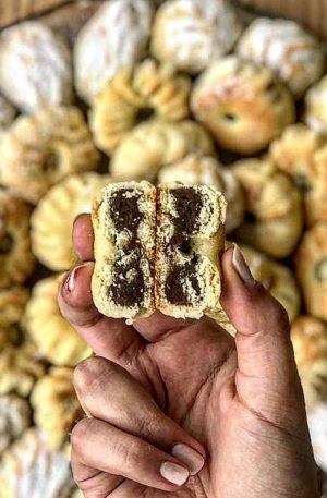 Amale's Homemade Maamoul B Tamer / Date-Filled Cookie Butter